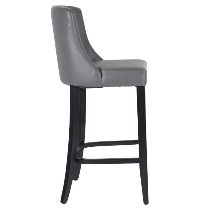 Leon Barstool